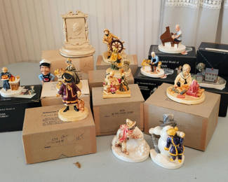 Lot 49: Collection of Sebastian Miniatures Figurines