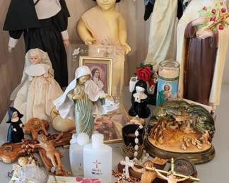 Lot 122: Religious Assortment