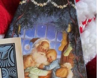 Lot 84: Bradford Exchange "Merry Christmas to All" collector plate + more