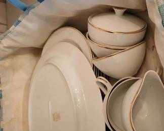 Lot 205: Vintage Sonnet Fine China | Japanese
