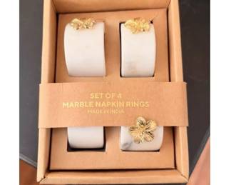 Lot 38: Entertaining Collection