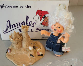 Lot 69: 2002 Annalee | Sandcastle Suzie