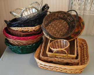 Lot 143: Assorted Wicker and Woven Baskets