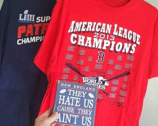 Lot 8: MLB/NFL Championship T-Shirts