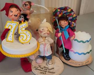 Lot 68: Annalee Anniversary Dolls