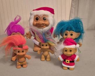 Lot 24: Troll Dolls Including Holiday Figures
