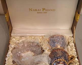 Lot 133: Porcelain Cup and Saucer Set Narai Phand Thai Benjarong | NIB