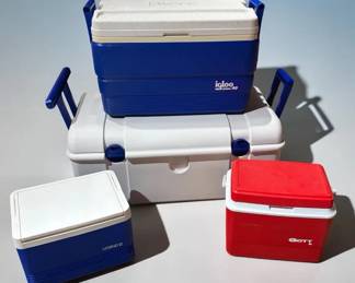 Igloo Coolers Of All Sizes A Small Gott Cooler