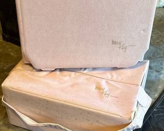 Vintage Mary Kay Cosmetics Sales Consultant Cases
