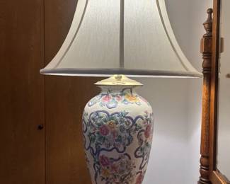 Porcelain Floral Design Lamp