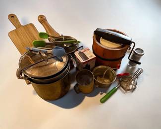 Vintage Kitchen Gadgets An Ice Cream Maker Cuisinart Pot More