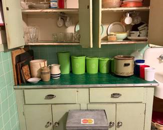 Vintage kitchen ware