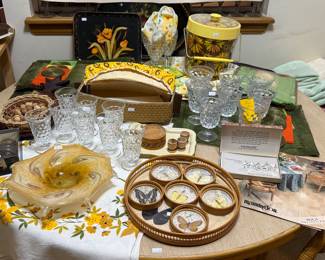 Vintage tableware- some NWT