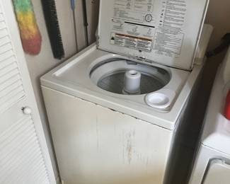 Washer in good condition, works great. 