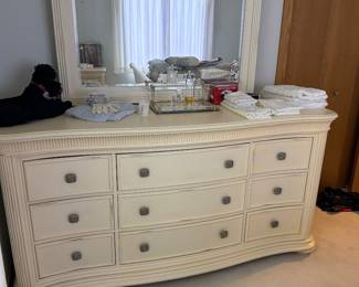 Stanley dresser and mirror
