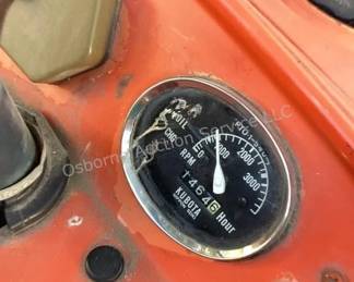 Kubota 4WD Double Traction L245DT diesel tractor & front mount blade