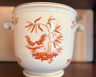 Vintage Italian porcelain double-handled cachepot (planter)  made by the luxury design house Richard Ginori in their iconic "Siena Rust" (also known as Galli Rossi / Red Roosters) pattern