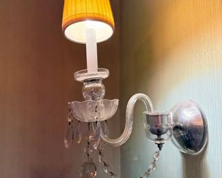 Vintage single-light crystal glass wall sconce