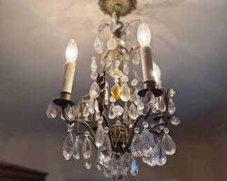 Vintage brass and crystal cage-style basket chandelier, designed in a classic French or Spanish Regency style