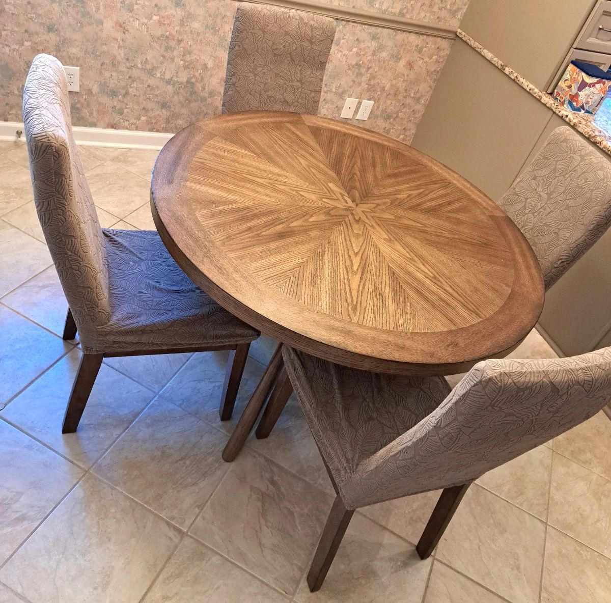 BEAUTIFUL FURNITURE GLASSWARE HOUSEHOLD & MORE starts on 10/22/2026
