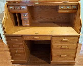 OAK ROLL TOP DESK