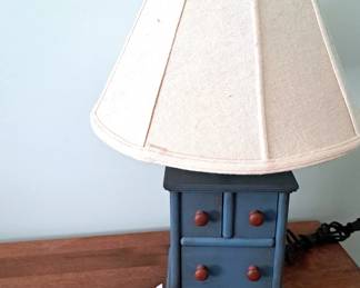  VINTAGE TIMBER RIDGE BLUE WOOD LAMP W RECEIPT