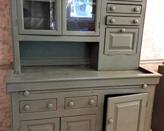 BEAUTIFUL SAGE GREEN KITCHEN CABINET 