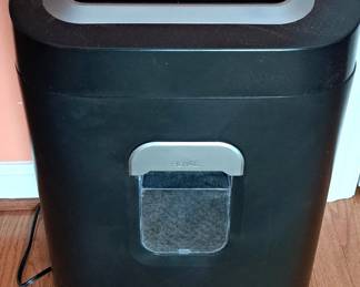 PAPER SHREDDER