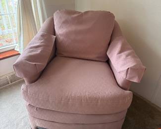 Pink/Mauve Swivel Chair