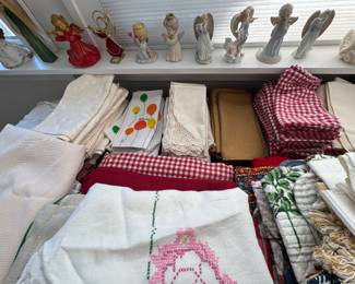 Table Runners, Tablecloths