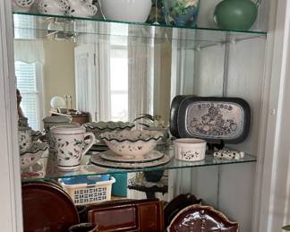 Hull Pottery