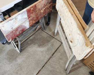 2 work benches