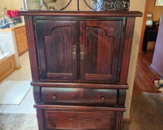 Dresser