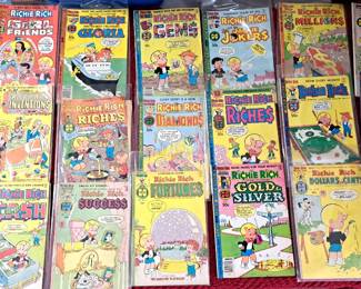 RICHIE RICH COMIC BOOKS LOT