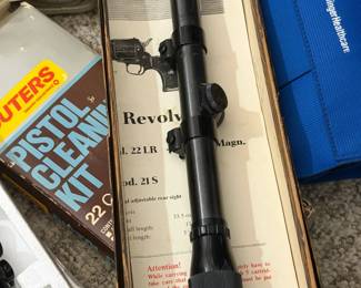 NO GUNS- ONLY ACCESSORIES 
