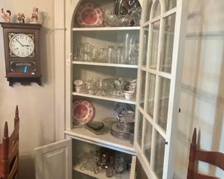 Vtg Corner Cab.Dining room, take front door turn left. Bring help to move. Thanks