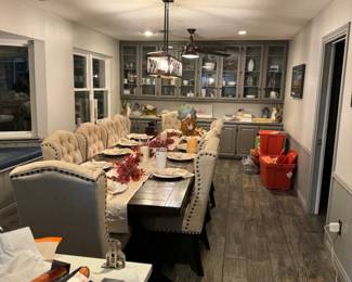 Hooker dining table with two leaves and ten chairs