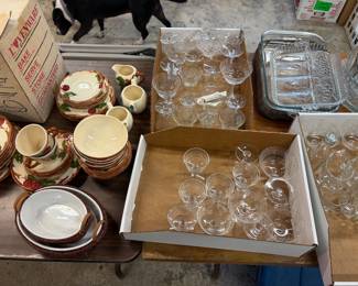 Vintage glassware- Great deals!!