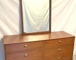 Bassett Furniture 6 Drawer Dresser