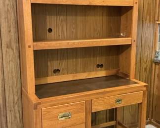 Desk with Hutch