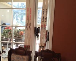 Cross country skis