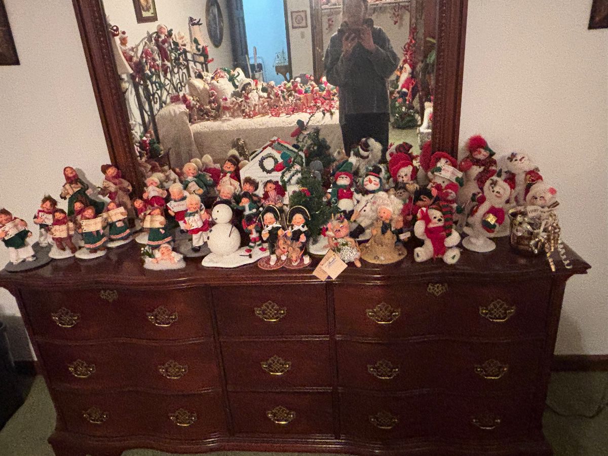Annalee dolls