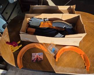Mattel Hot Wheels Track  Accessories Collection  Bridges, Curves  Loop Pieces