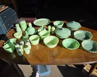 Jadeite Green Glass Collection  Bowls, Casserole Dishes  Kitchenware
