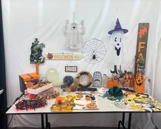 Large Lot of Halloween Decor