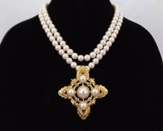 New Old Stock Vintage Kenneth J Lane (KJL) Pearl Star Necklace in Original Box