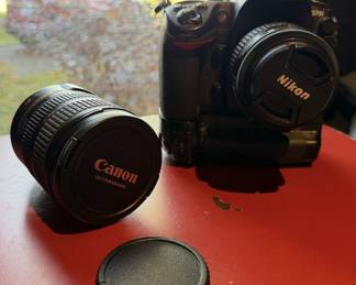 Nikon D700 DSLR Camera with Battery Grip, 2 Nikkor Lenses & Canon Zoom Lens - Working