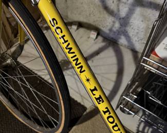 Vintage Schwinn Le Tour Road Racing Bicycle - Bright Yellow Frame, Drop Handlebars - photo 3