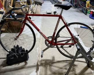 Vintage Schwinn Aluminum Paramount 564 Road Racing Bicycle - Red Frame - Bicycle Only