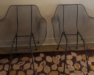 Pair of Contemporary Sculptural Metal Wire Mesh Armchairs - Modern Industrial Design